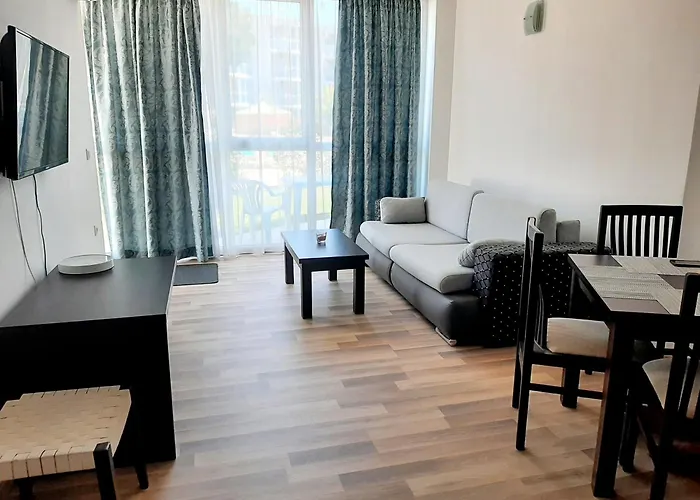 Atlantis 8016 Apartment *